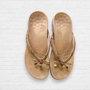 VIONIC Rest Bella II Toepost Gold Cork Sandal Orthotic Flip Flop Shoes Womens 8